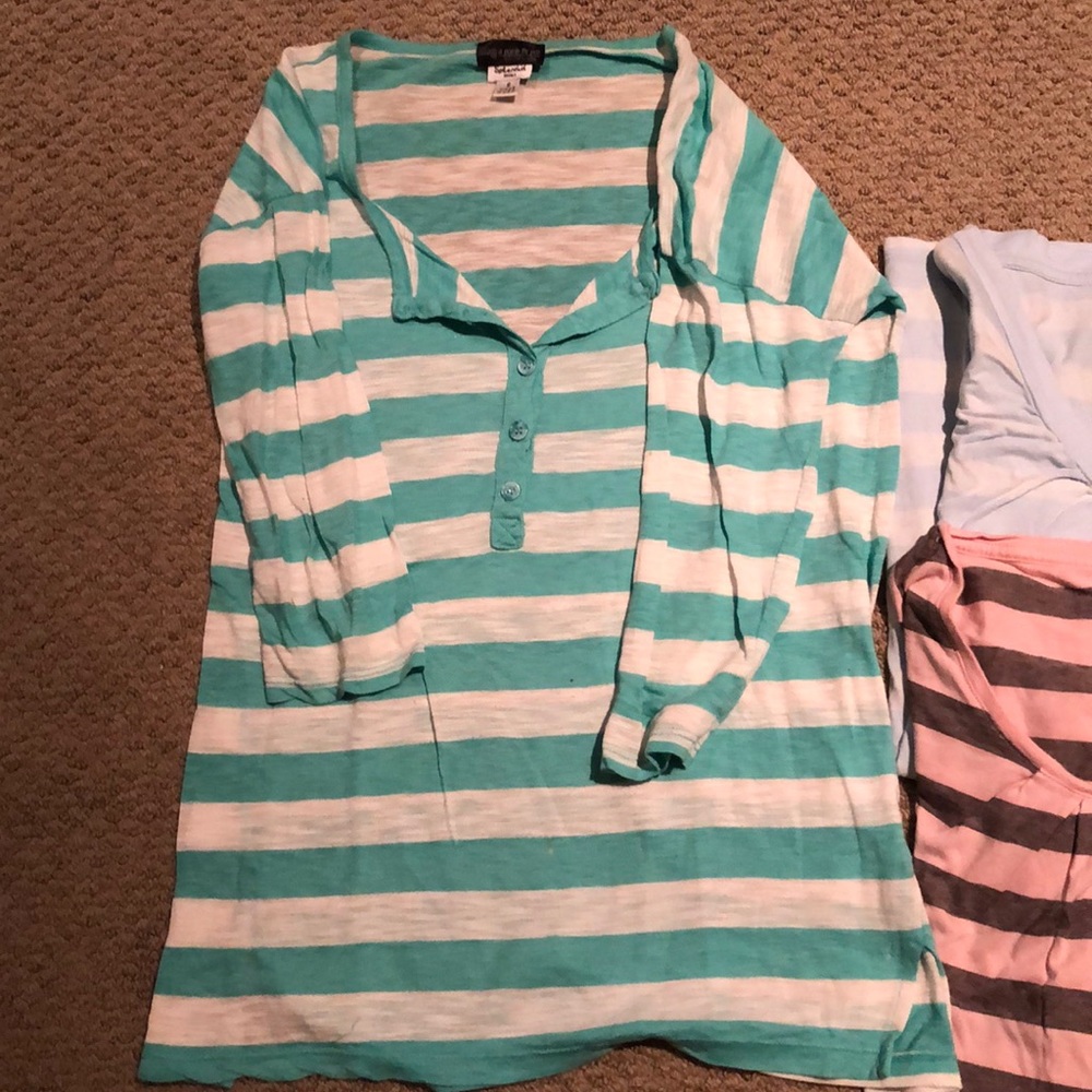 Maternity Shirts - Picture 3 of 6